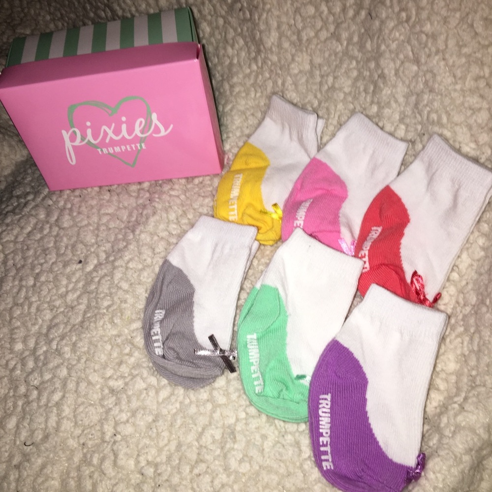 Baby girls trumpette puxies